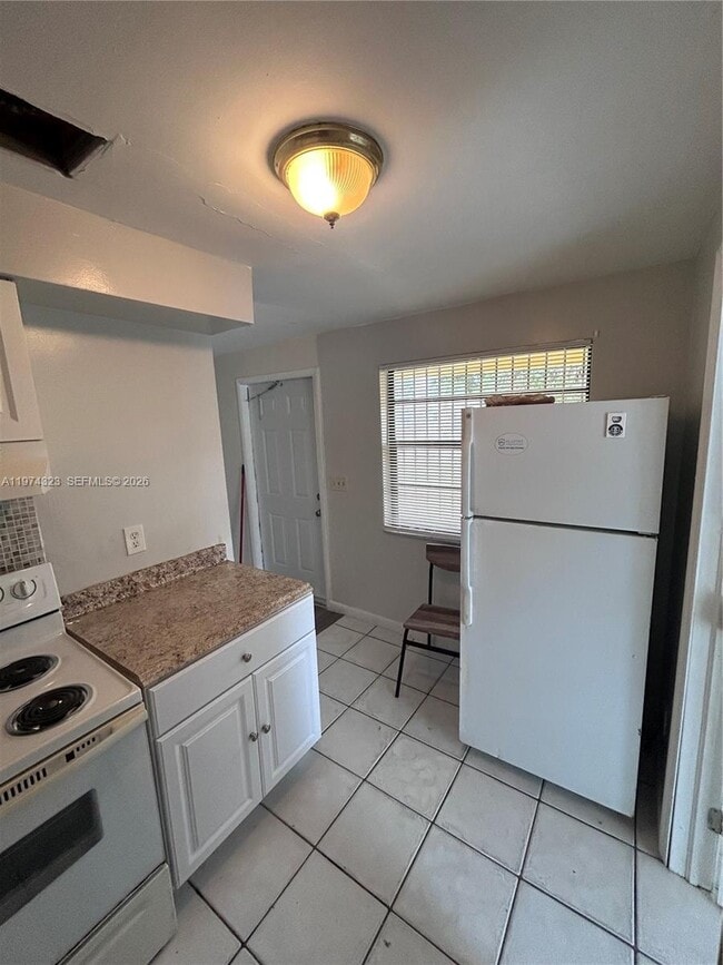 Building Photo - 91 NE 2nd Ave