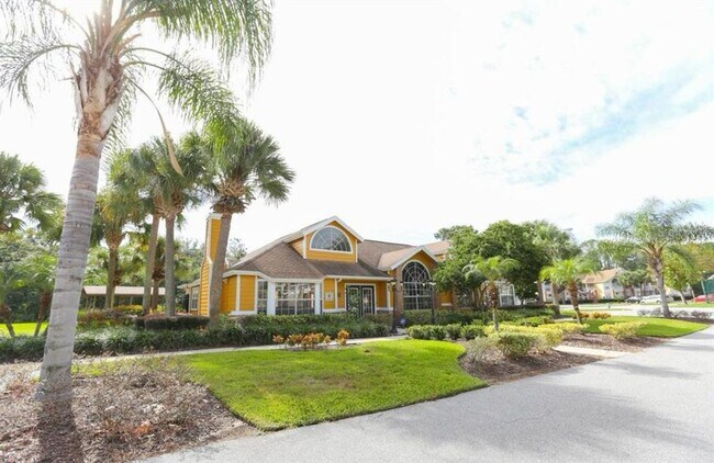Building Photo - 2492 Sweetwater Club Cir