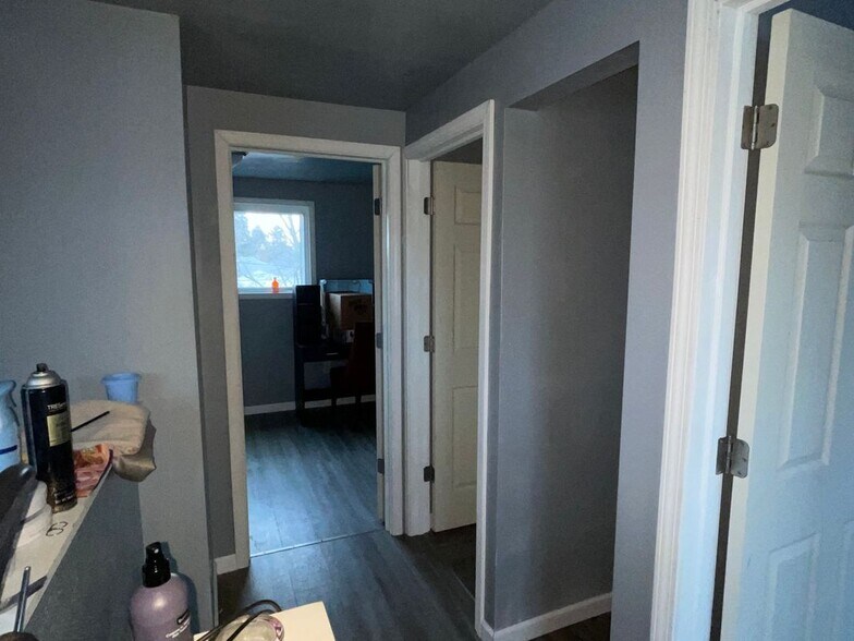 Building Photo - 4552 7th St