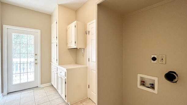 Building Photo - 14018 Red Maple Wood