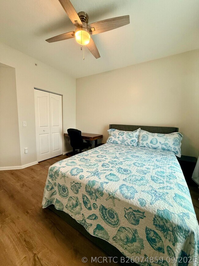 Building Photo - 10304 Myrtlewood Cir W