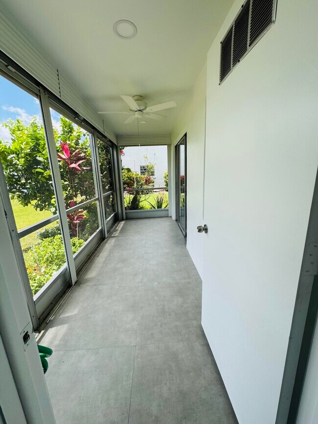 Building Photo - 970 Normandy Trail