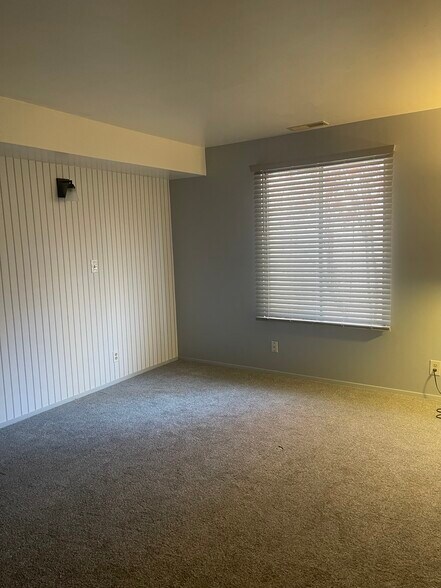 bedroom - 167 E 100 N