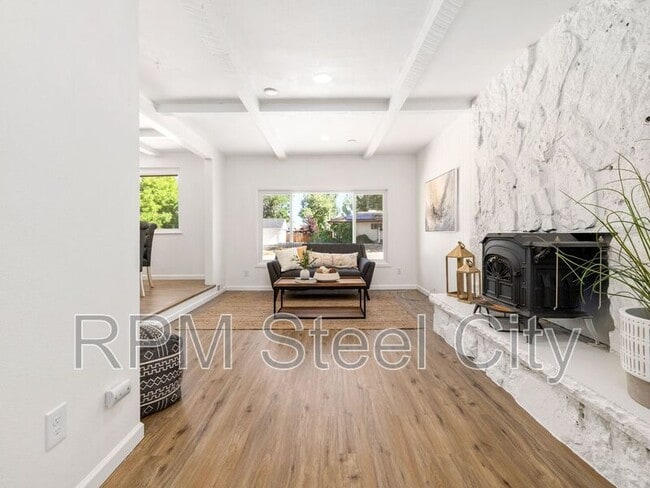 Building Photo - 62 Louis Nelson Rd