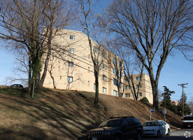 Building Photo - Winslow House