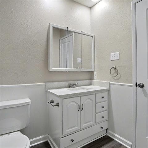 Building Photo - 2614 Crestmoor Ct