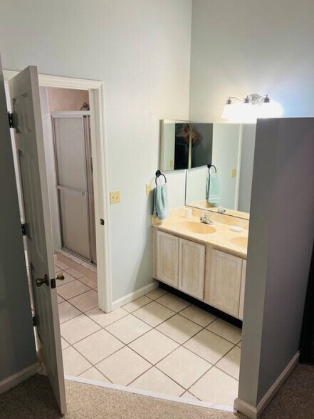 Building Photo - 26 Talavera Ct