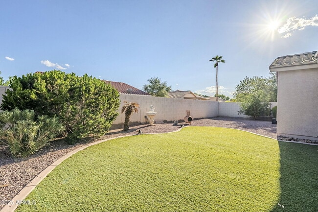 Building Photo - 4269 E Cassia Ln