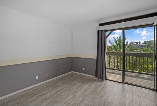 Building Photo - Kalaheo 3 bed 2 bath Condo