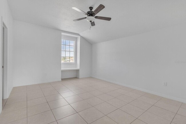 Building Photo - 2113 Jessa Dr