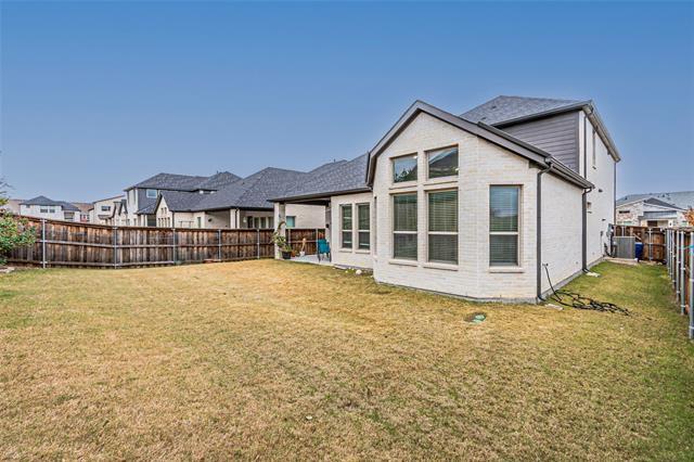 Building Photo - 13261 Jonata St