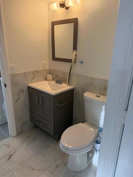 Building Photo - 3675 San Simeon Cir