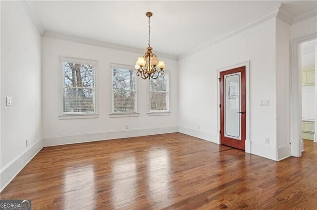 Building Photo - 343 Summer Garden Dr