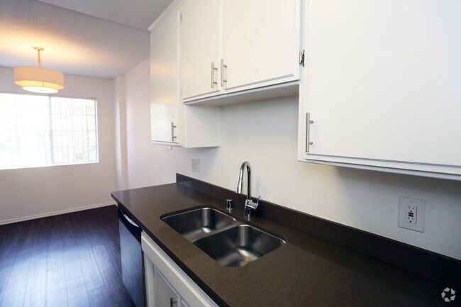 2BR, 2BA-Kitchen - Cape Cod Gardens