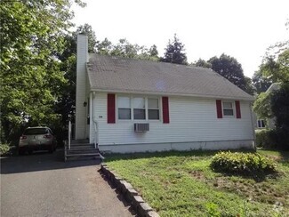 Building Photo - 514 Peet St