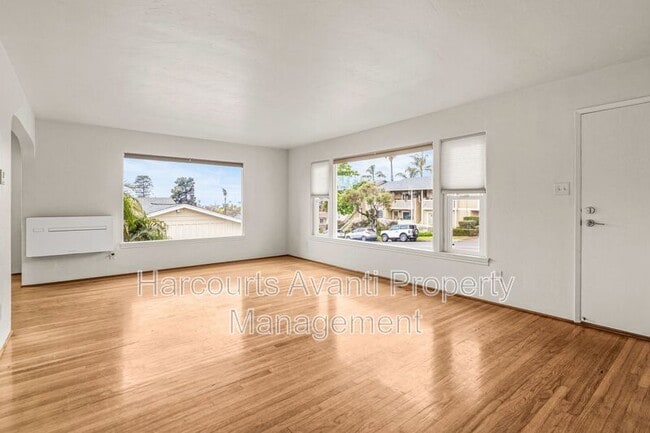 Building Photo - 911 Civic Center Dr