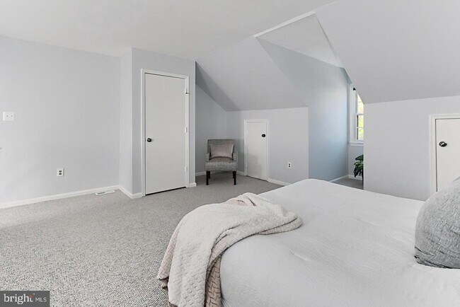 Building Photo - 7527 Chrisland Cove