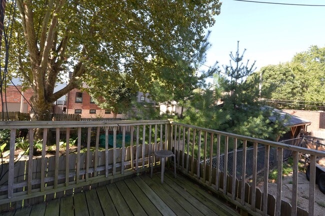 Building Photo - 2929 Missouri Ave