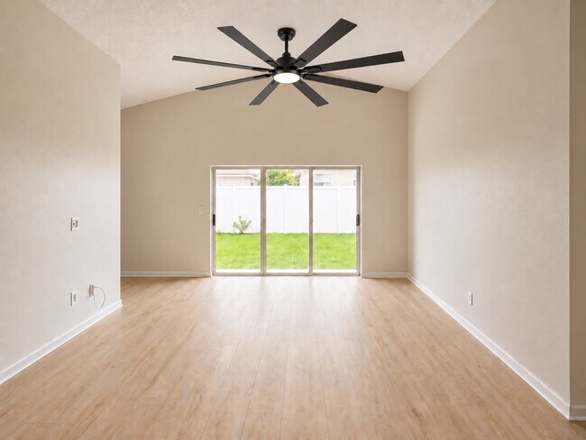 Building Photo - 610 Tuten Trail