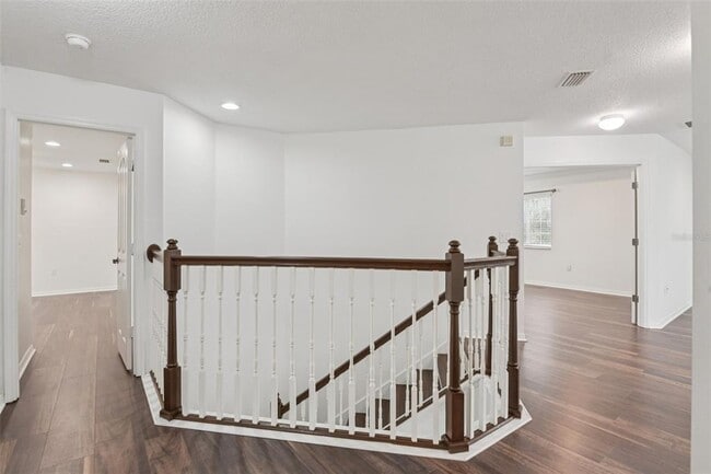 Building Photo - 11006 Running Pine Dr