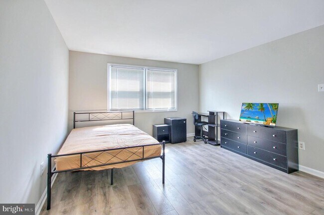 Building Photo - 9919 Boise Rd