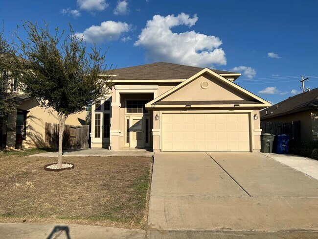 Building Photo - 815 Bartolome Ln