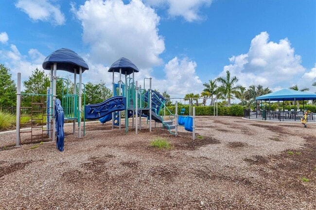 Building Photo - 2617 Star Apple Wy