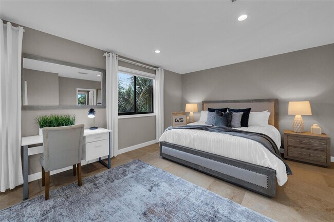 Building Photo - 616 Riviera Isle Dr