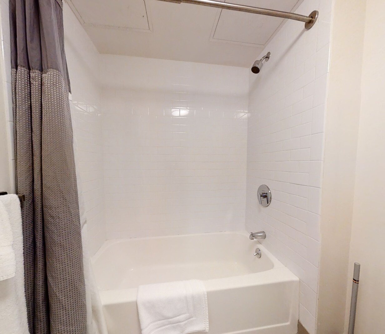 Building Photo - 10 Winter St