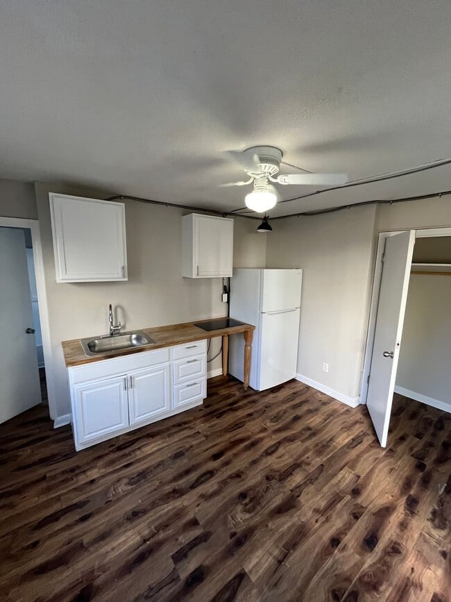 Interior Photo - Monarch Apartments