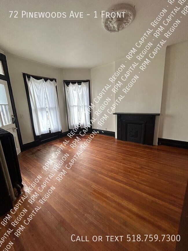 Building Photo - 72 Pinewoods Ave