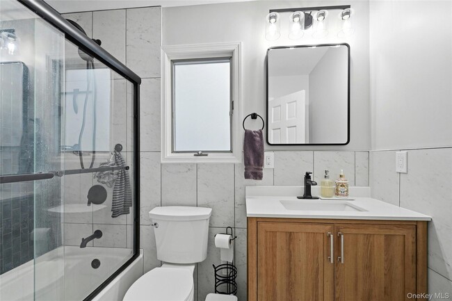 Building Photo - 38 Ormond Ave