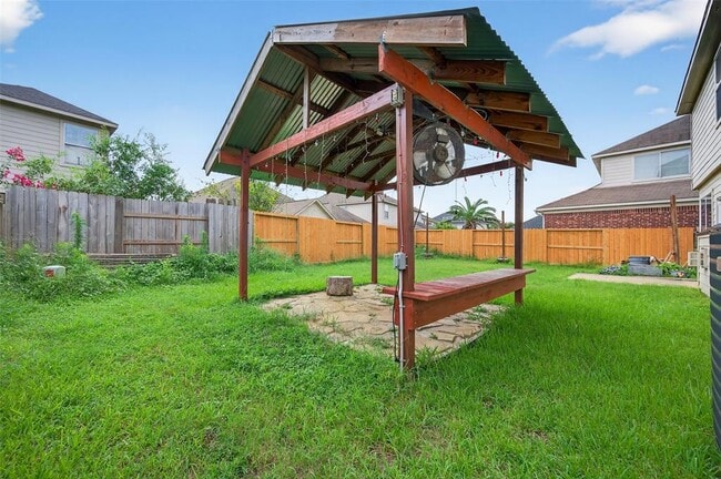 Building Photo - 15411 Redbud Dale Ct