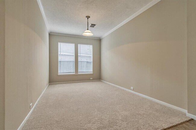 Building Photo - 30835 Imperial Walk Ln