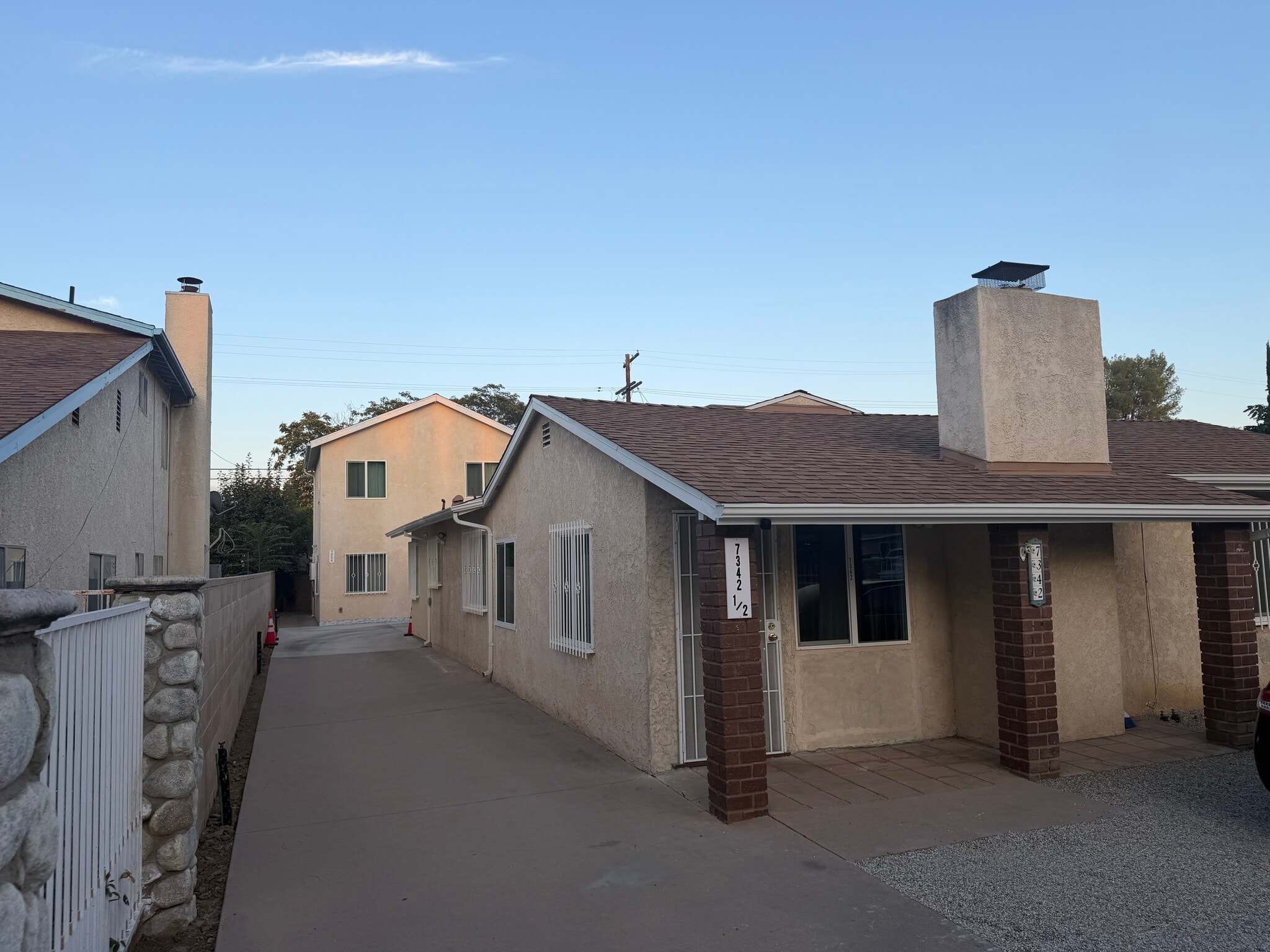 Building Photo - 7344 Balcom Ave