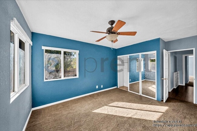 Building Photo - 43822 Palm Ave