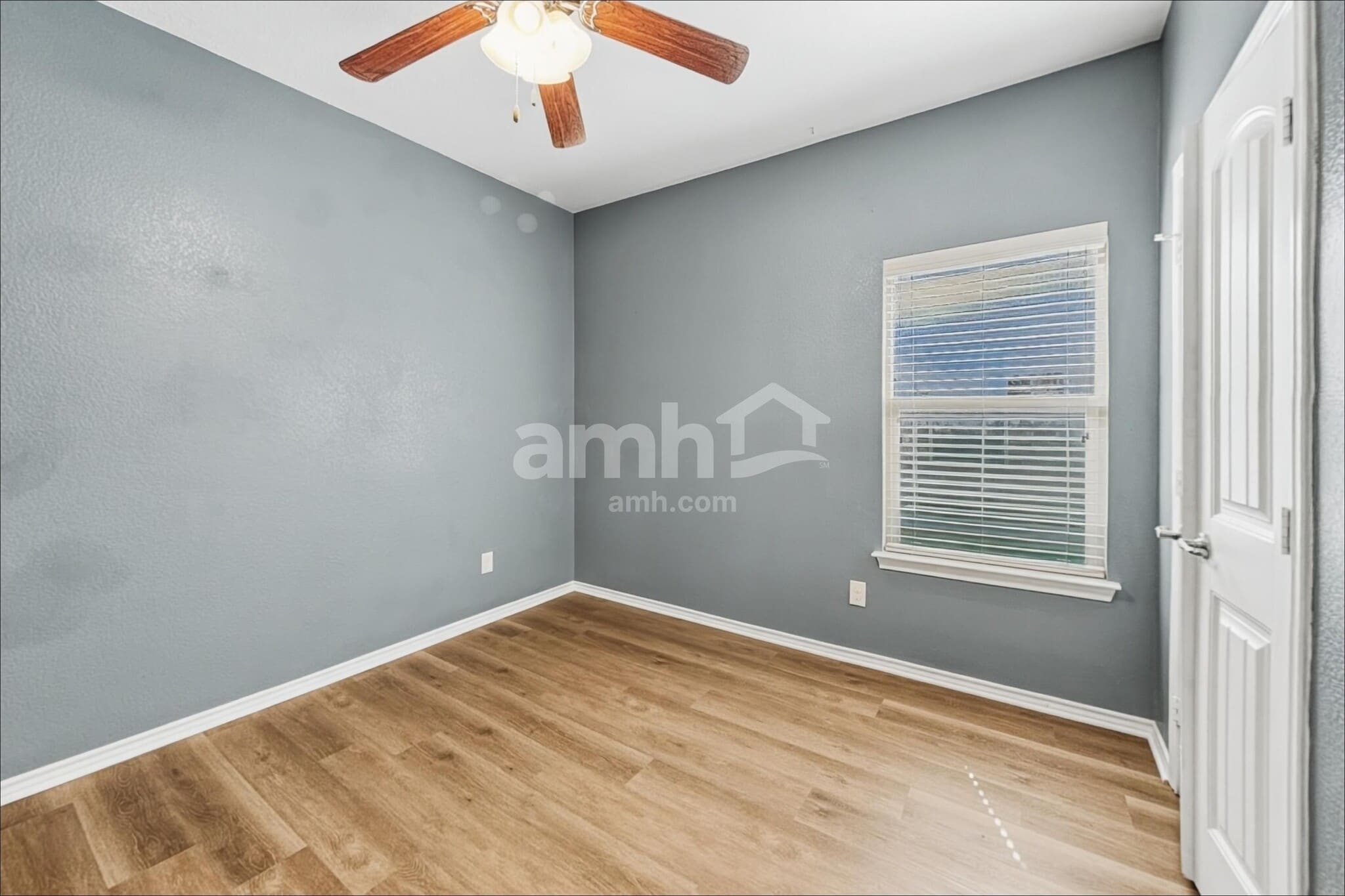 Building Photo - 3101 Hornbeam St