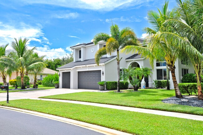 Building Photo - 4661 Manderly Dr