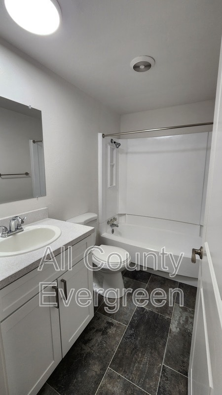 Building Photo - 33425 Benbow Dr E