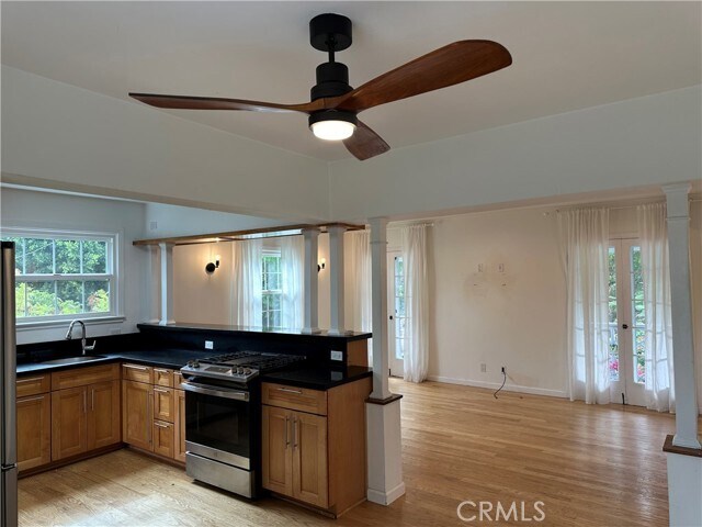 Building Photo - 908 Parkman Ave