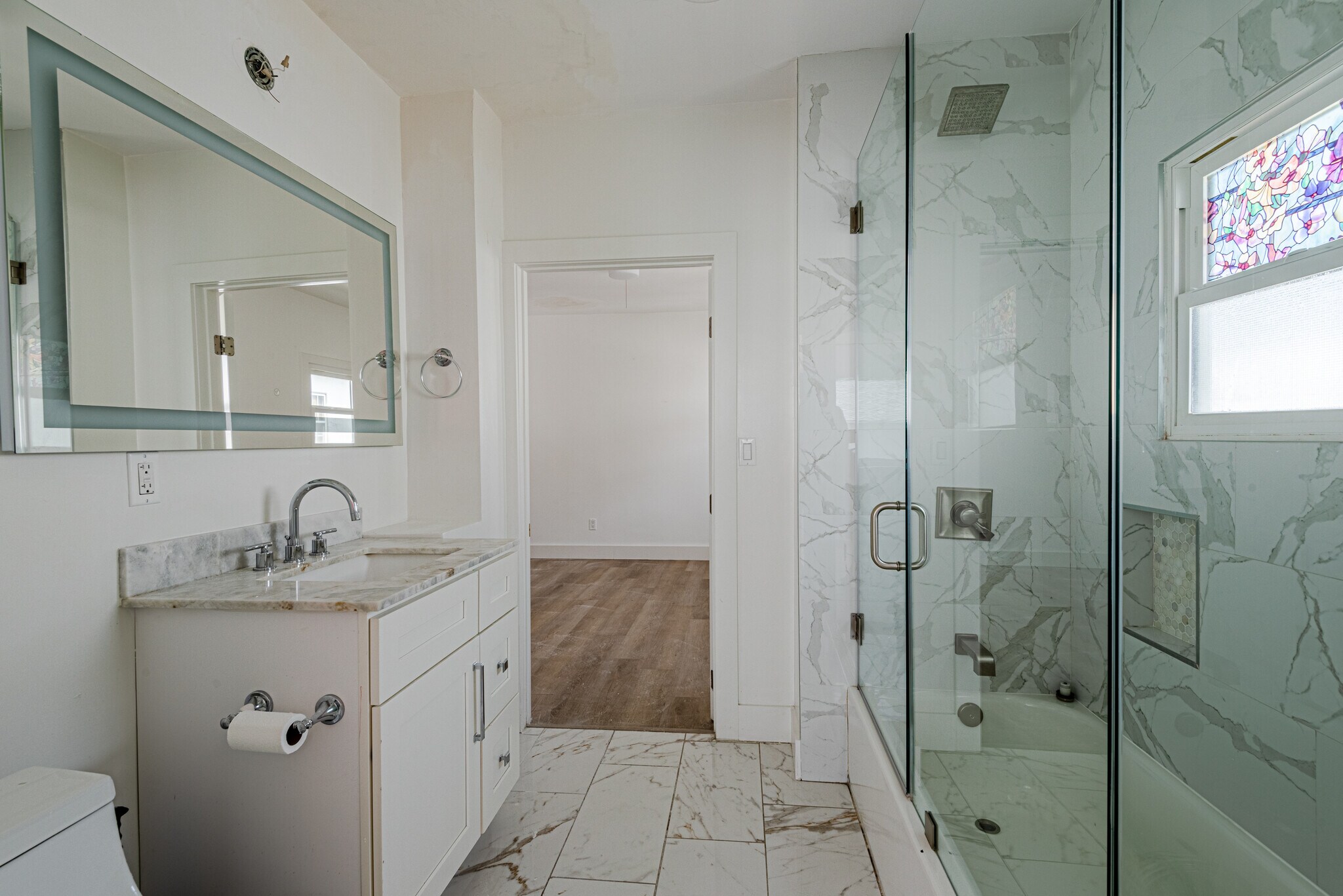 Building Photo - 1038 N Crescent Heights Blvd