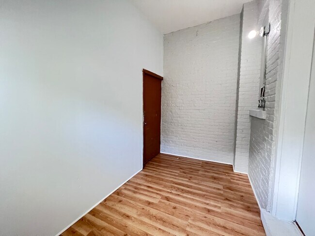 Building Photo - 2707 E 78th St