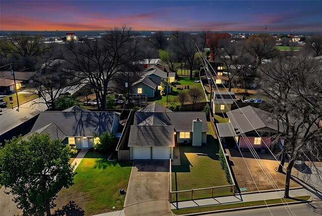 Building Photo - 6305 Thurgood Ave