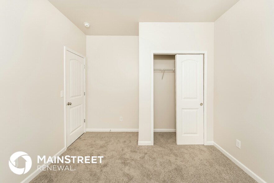 Building Photo - 22842 Downing Park Cir