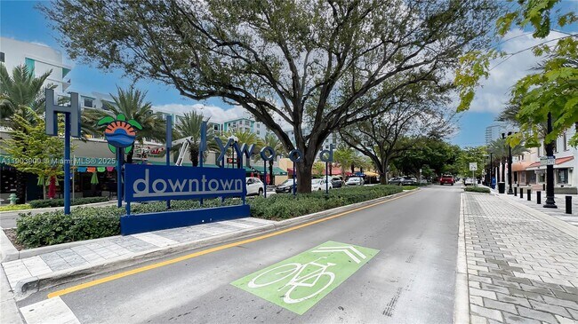 Building Photo - 140 S Dixie Hwy