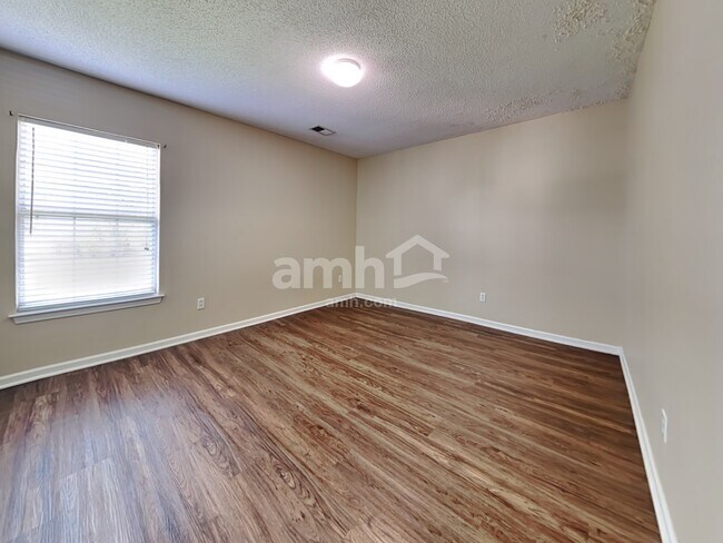 Building Photo - 2021 Clipstone Drive