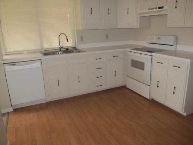 Building Photo - 3809 Lancelot Pl