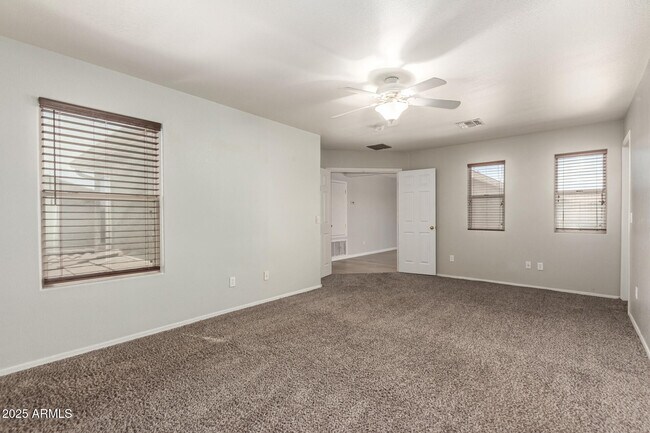 Building Photo - 21127 E Avenida Del Valle