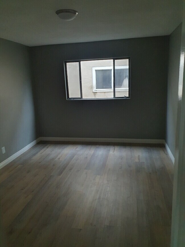 Building Photo - 14029 Dicky St