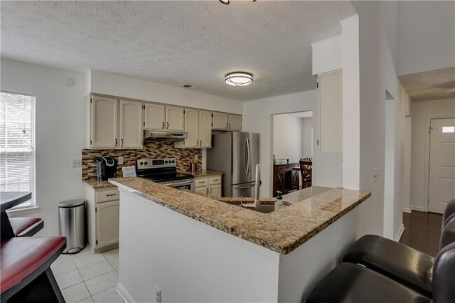 Building Photo - 4201 E Meadow Dr